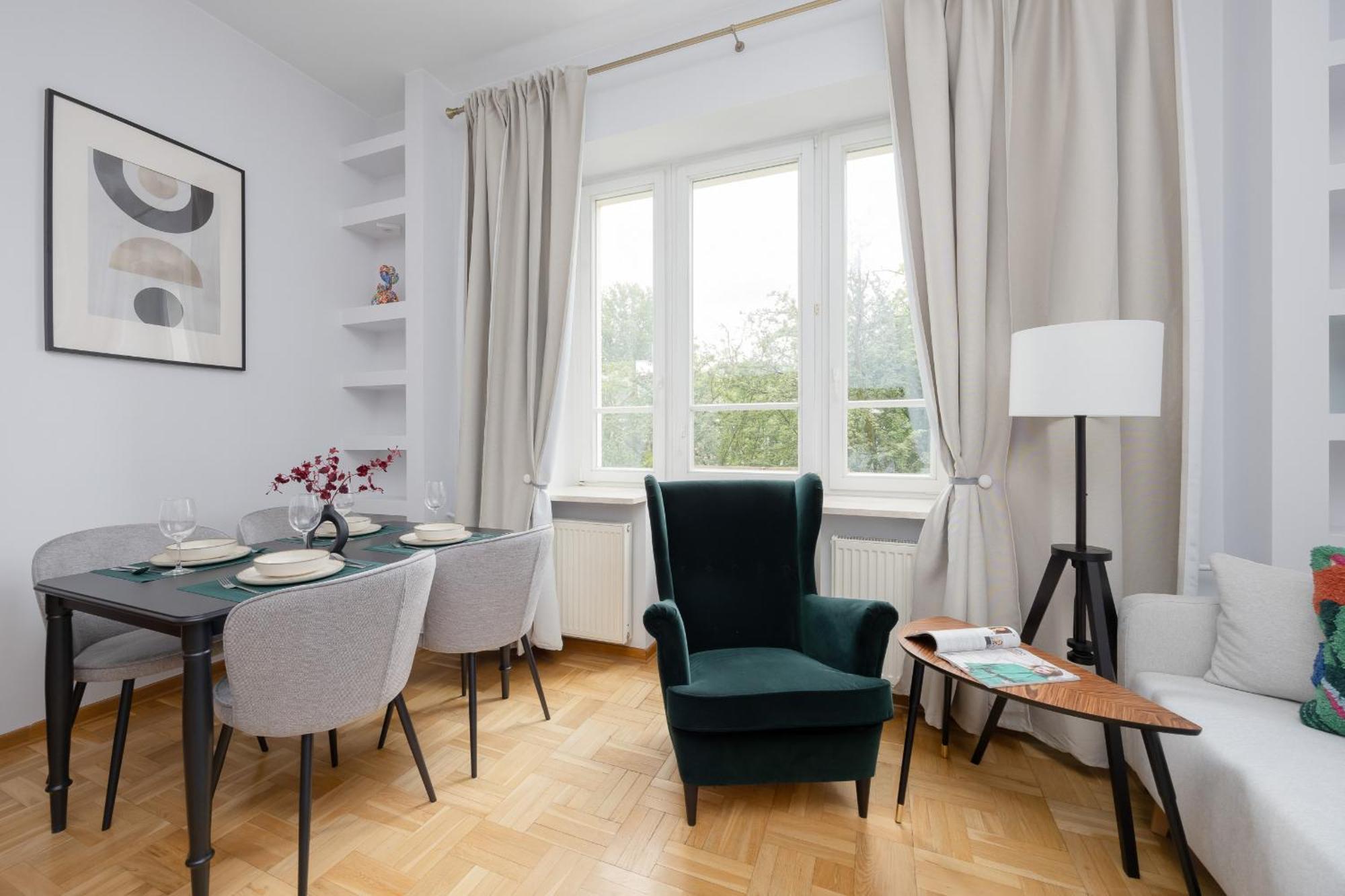 Elegant Filtry With Parking In By Renters Leilighet