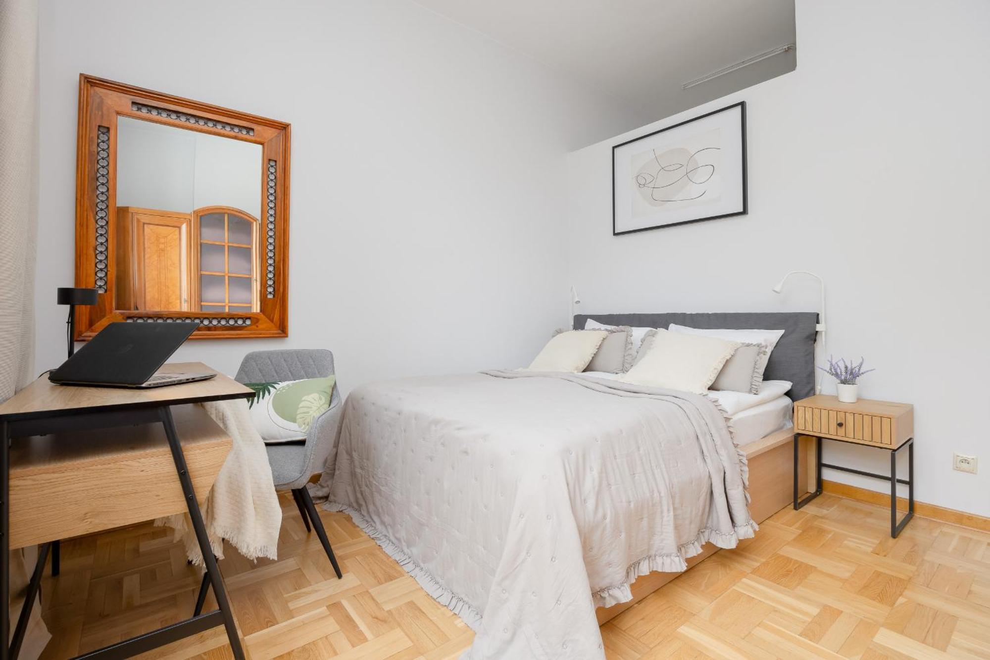 Leilighet Elegant Filtry With Parking In By Renters
