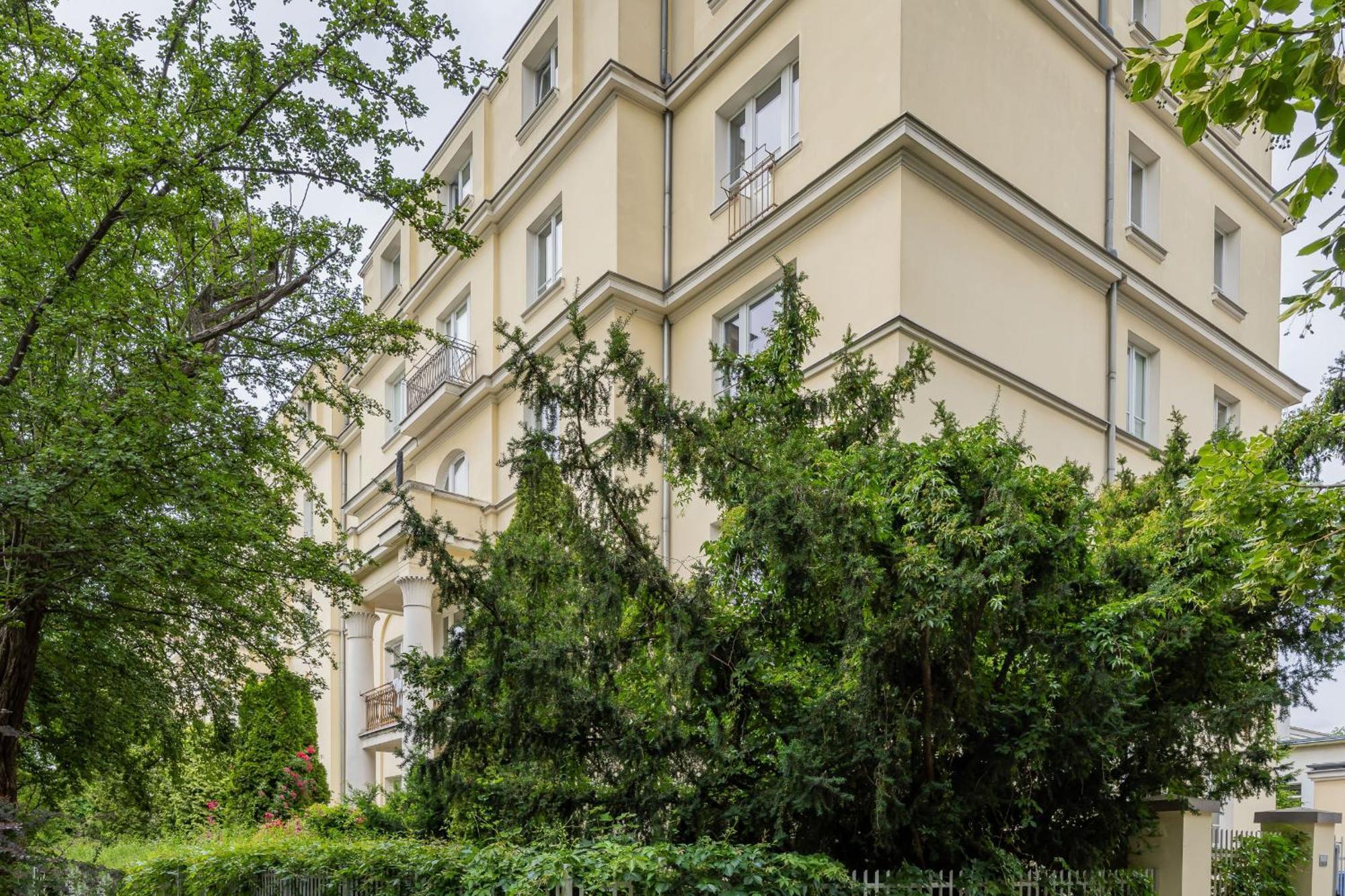 Elegant Filtry With Parking In By Renters * Warszawa
